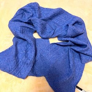Women’s Talbots knit scarf.  Brand new, still has tags, pretty blue